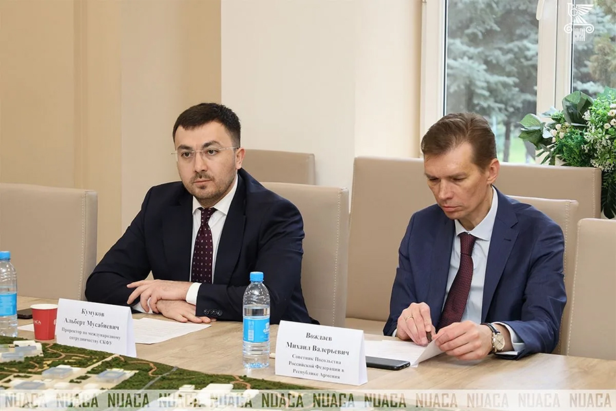 peregovory-v-erevane-skfu-dogovorilsya-o-sovmestnyh-programmah-s-armyanskimi-vuzami-ncfu-ru-01 (2).jpg peregovory-v-erevane-skfu-dogovorilsya-o-sovmestnyh-programmah-s-armyanskimi-vuzami-ncfu-ru-01 (2).jpg